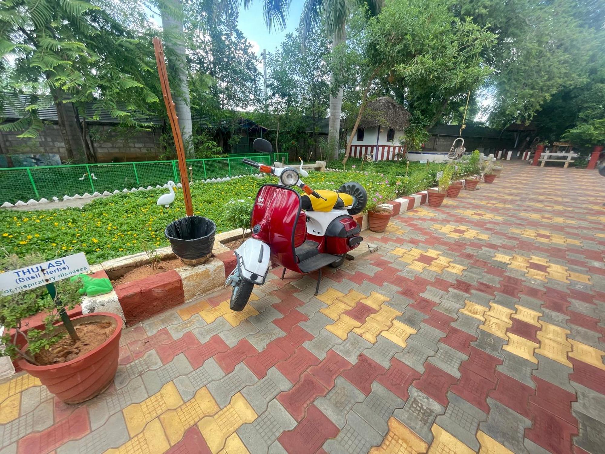 Chola Heritage Resort Karaikkudi Extérieur photo